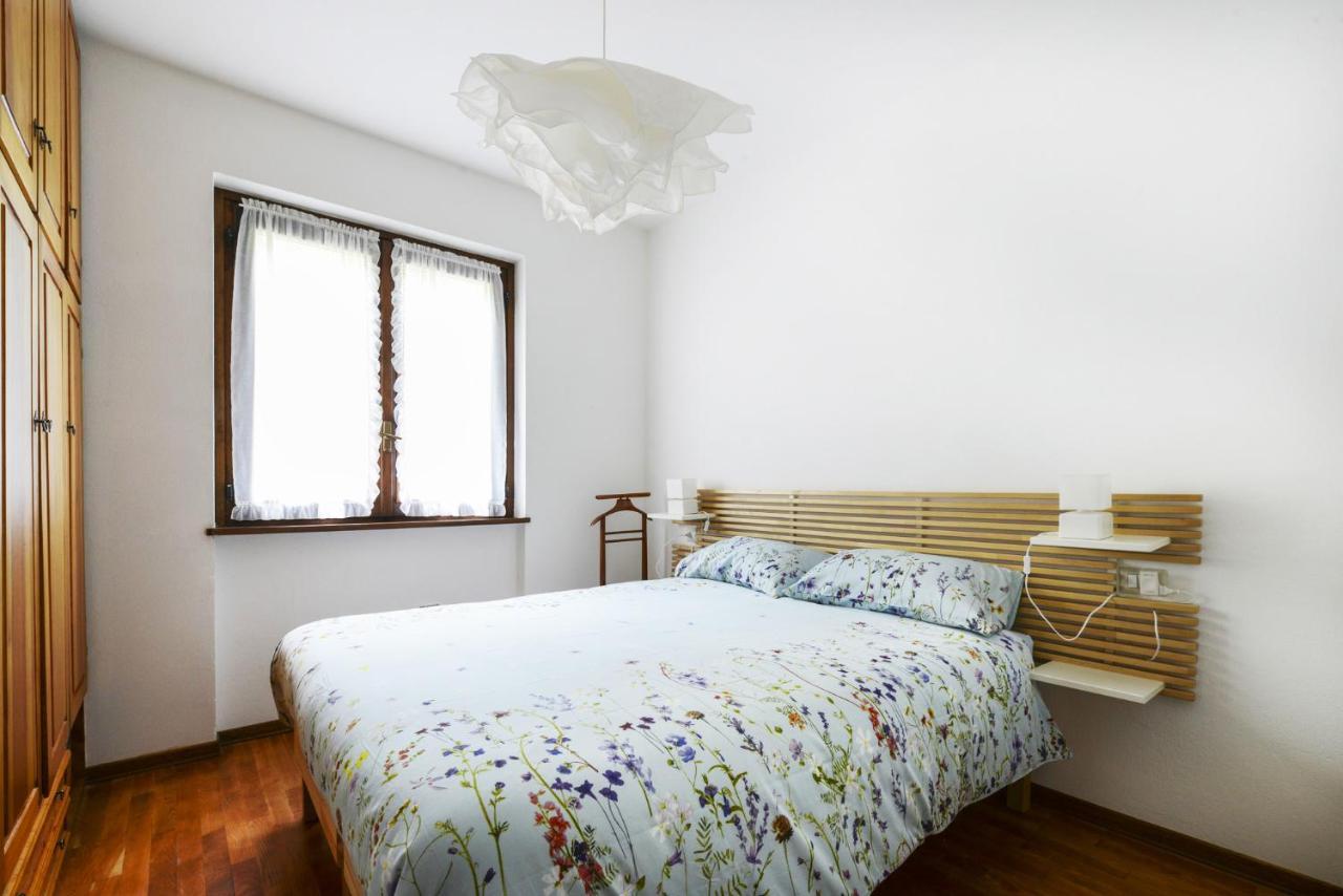 Il Larice D' Oro Aparthotel Sueglio Luaran gambar