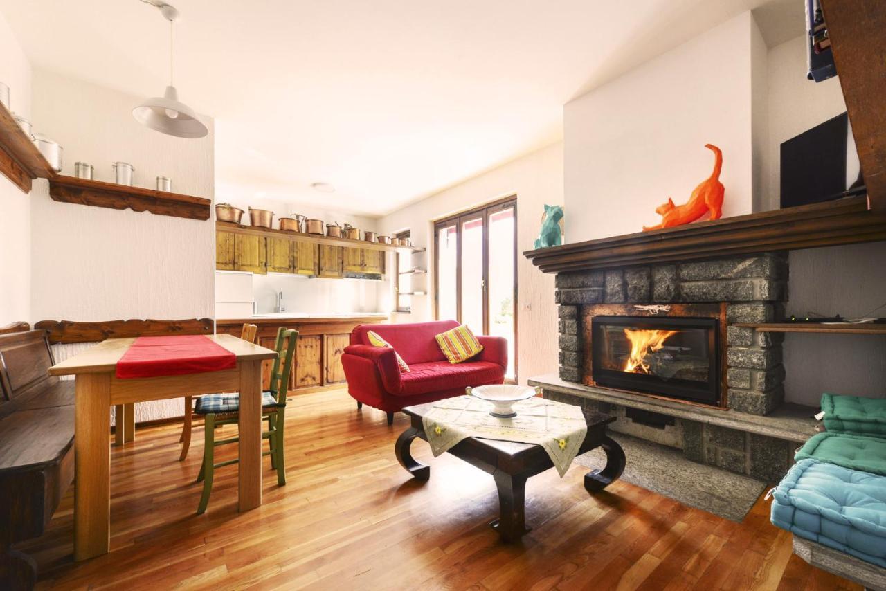 Il Larice D' Oro Aparthotel Sueglio Luaran gambar