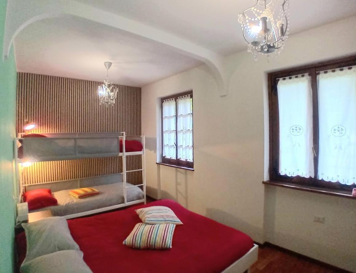 Il Larice D' Oro Aparthotel Sueglio Luaran gambar